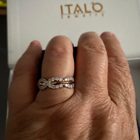 Ring - Picture 7 of 8